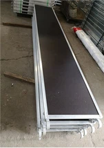 Platformă din aluminiu cu punte din placaj
